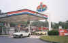 fillingup.jpg (34468 bytes)